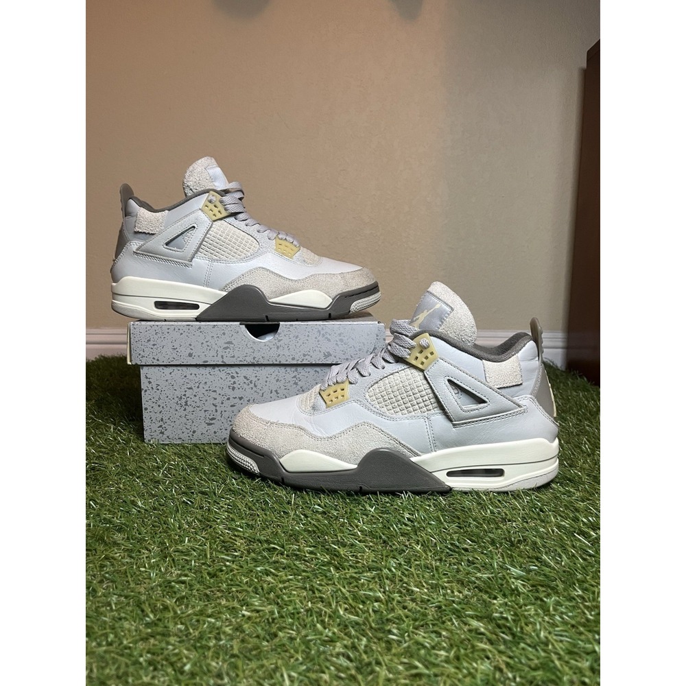 Nike Air Jordan 4 "Craft Photon Dust"  Size 9.5 Pre-owned (DV3742-021)